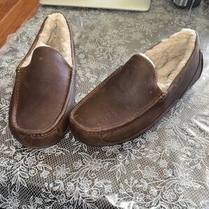 UGG Men's Tan Leather Slip-On Loafers